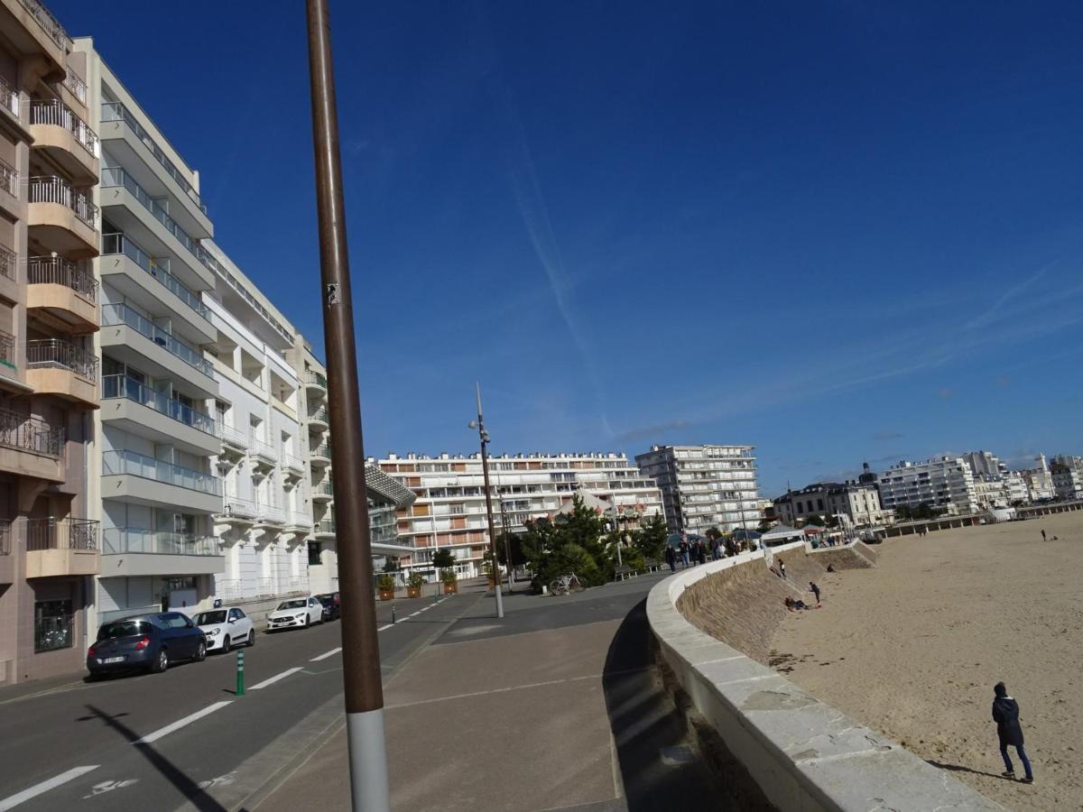 Appartement T2 Face Plage Avec Balcon, Cuisine Equipee Et Tv - Fr-1-92-908 レ・サ​​ーブル・ドロンヌ エクステリア 写真